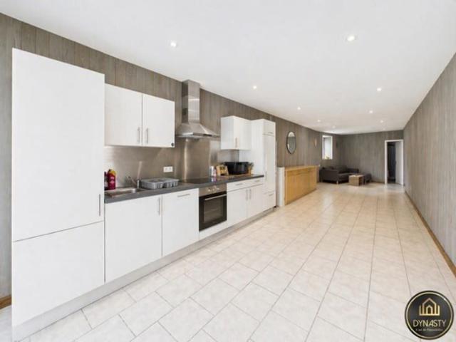 Single storey one bedroom house with parking in Witry