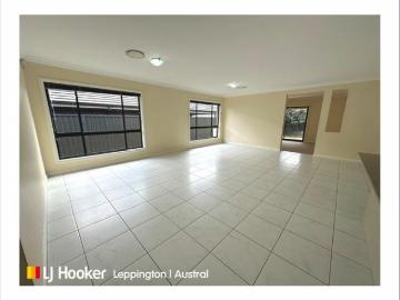 SINGLE STOREY | EASY TO MAINTAIN HOME