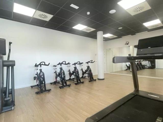 Single room with private bathroom and private kitchenette, Salamanca
