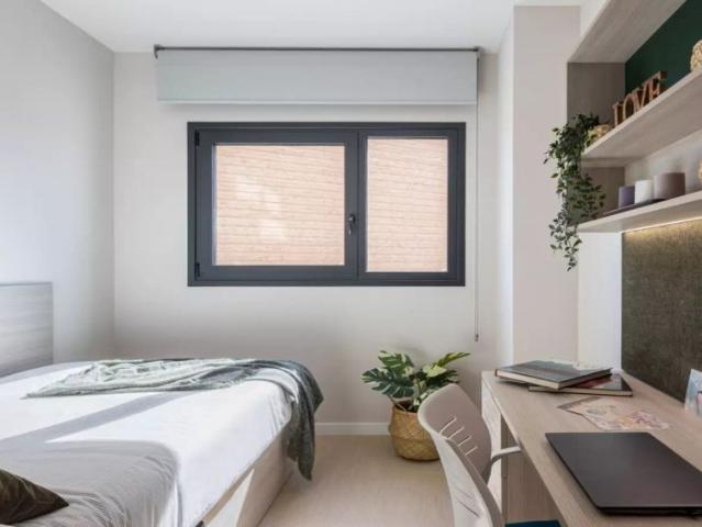 Single Room with private bathroom in a Coliving in Sevilla