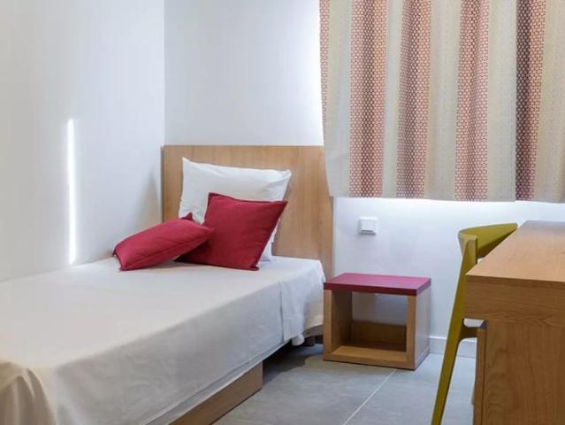 Single Room Cartuja Half board included