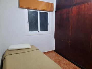 Single Room close to Parc Turó de la Peira