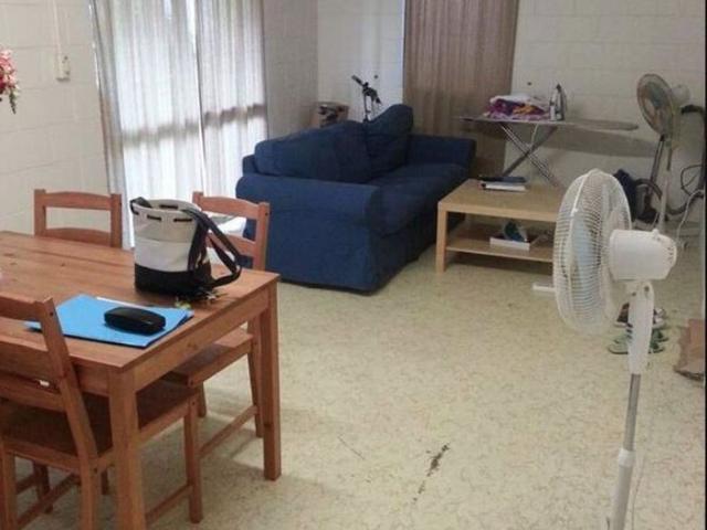 SINGLE ROOM IN SHARE HOUSE WATER INCLUDED