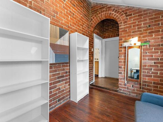 SINGLE ROOM RENTAL: Fully furnished room for rent
