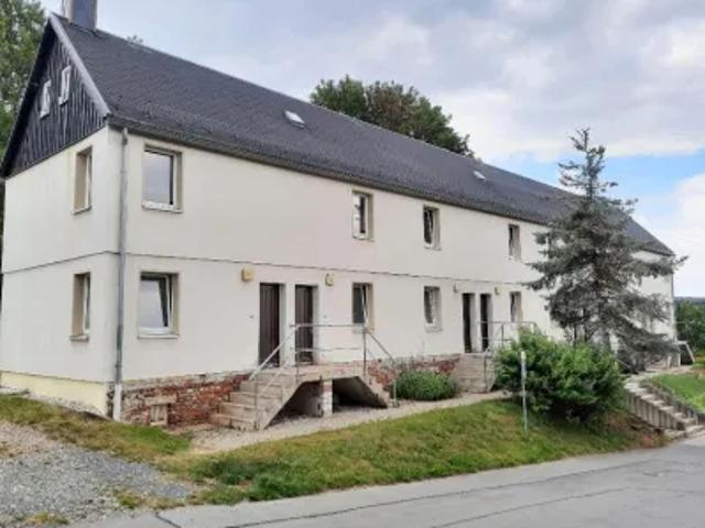 ! Single Wohnung in Mylau Mini Reihenhaus inkl. Stellplatz mit oder ohne Garten !