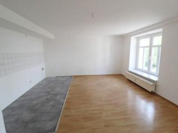 Single Wohnung mit Balkon