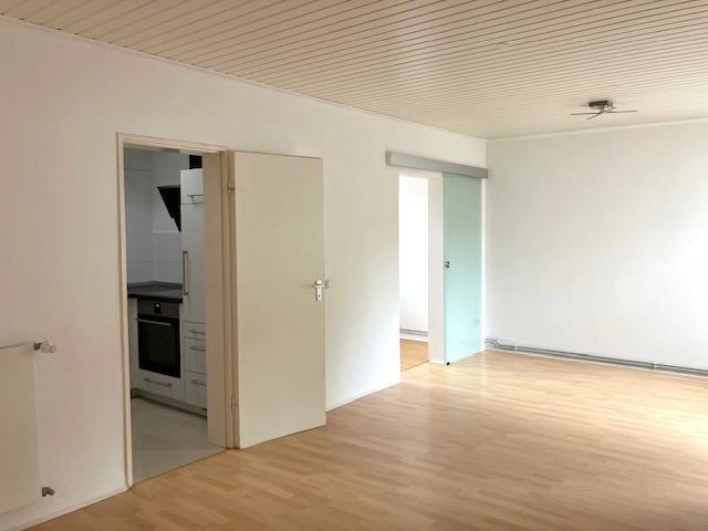 Singles aufgepasst 1,5 Zimmer Wohnung im Komponistenviertel