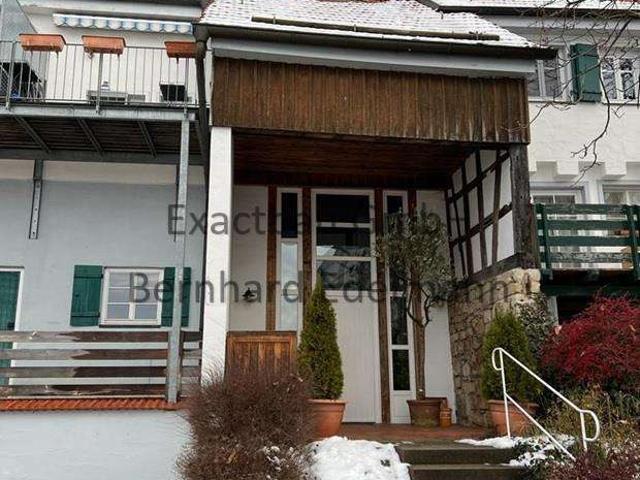 Singles aufgepasst! Gemütliche 2 Zimmer Galeriewohnung in ruhiger Lage von Ebersbach/Weiler!