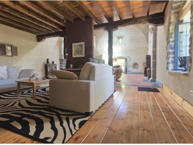 SINGULAR VIVIENDA EN VENTA