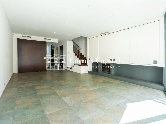 Singular casa unifamiliar en el corazón de Sarriá, única en. 431m² Barcelona