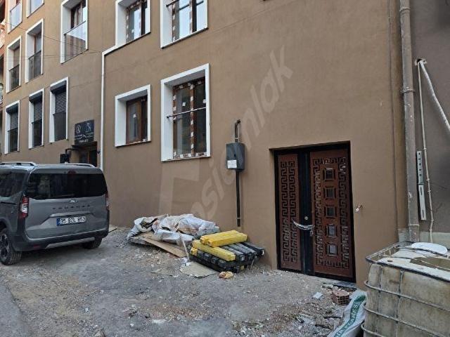 SINIRSIZ KREDİ ARAKAT SIFIR DAİRE ÖN CEPE ASANSÖRLÜ YAYLACIK MAH