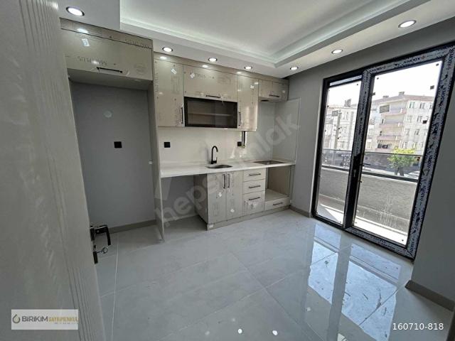 SINIRSIZ KREDİLİ 2+1 LÜKS 90 m2 ARAKAT MARMARAY YAKINI ASANSÖR