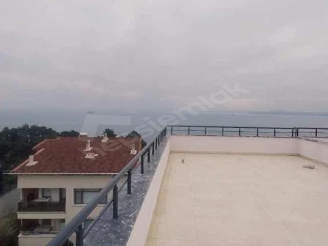 Sinop Merkez Zeytinlikte Deniz Manzaralı Satılık 3+2 Lüks Villa