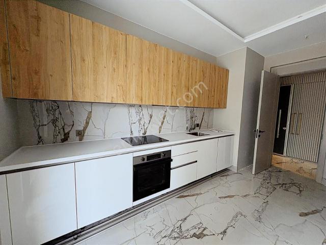 Sinpaş Boulevard Çankaya'da 3+1 Kiralık Daire