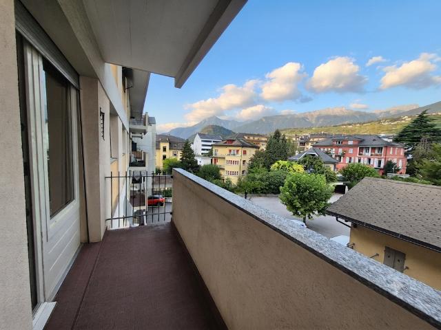 SION CENTRE / APPARTEMENT 4.5 PIECES AVEC BALCON
