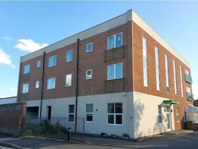 Sion Gardens, Stourport On Severn DY13, 2 bed flat to rent, £750 pcm | PrimeLocation