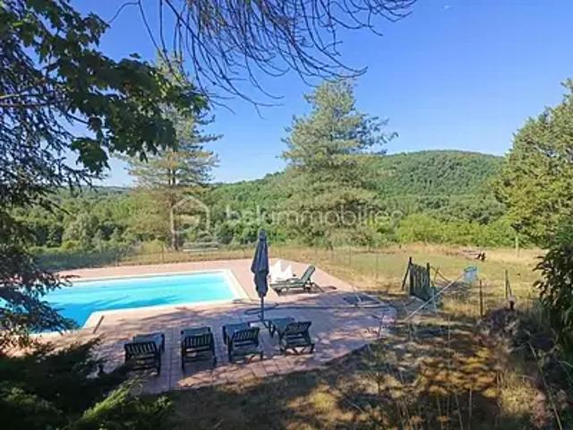 Siorac en Périgord 24170 Achat / Vente maison 12 pièces t12 piscine terrasse