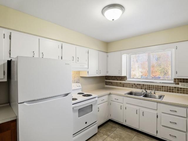 Sibley Bush Apartments Sibley Bush Apartments LLC 1 Bedroom Apartment for Rent at 727 727 & 739 E. Sibley Street 330 Bush Street, Howell, MI 48843