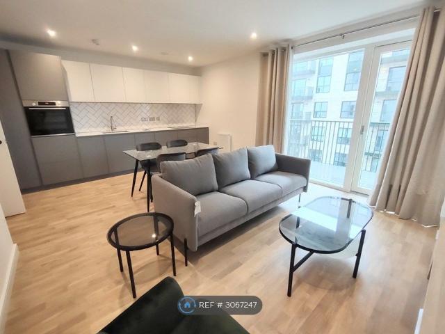 Sibley House, Southall UB1, 1 bed flat to rent, £1,750 pcm | PrimeLocation