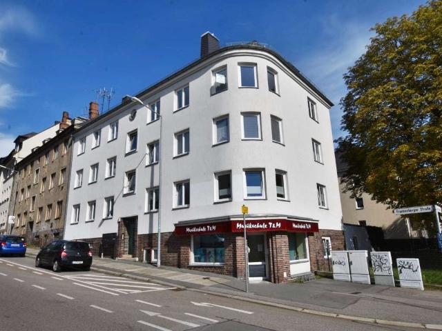 Sichere Kapitalanlage in Chemnitz Hilbersdorf: Vollvermietetes Mehrfamilienhaus mit Stellplätzen!