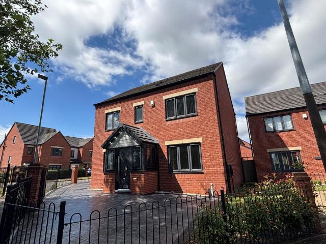Sidwick Crescent, Wolverhampton, WV2 4 bed property to rent £1,550 pcm £358 pw