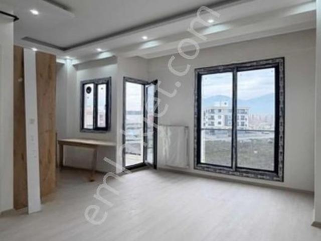 Sidal'dan Site İçerisinde Satılık 1+1 Köşe Daire