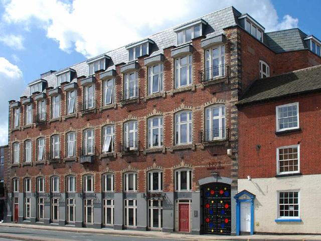 Sidbury House, Worcester 1 bed apartment to rent £775 pcm £179 pw