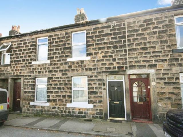 Side Copse, Otley 2 bed terraced house to rent £950 pcm £219 pw