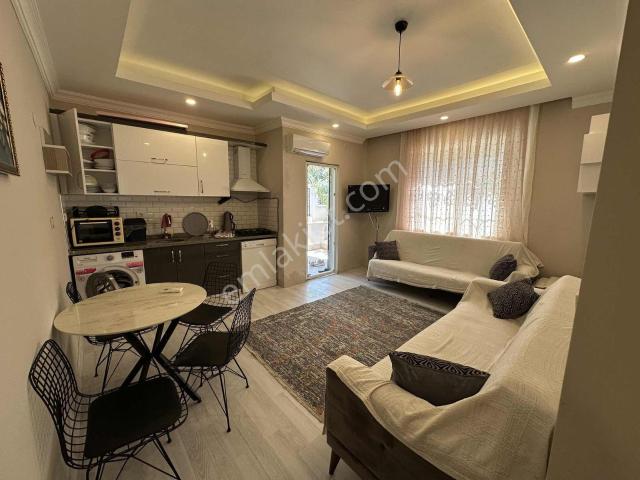 Side De Merkezi Konumda Bahçe Ve Eşyalı Kiralık