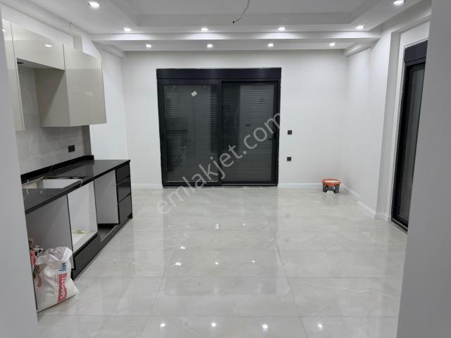 Side'de Satılık 1+1 Daire