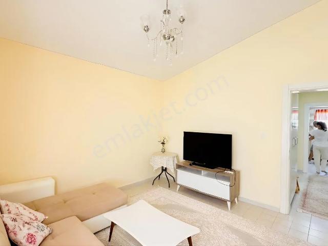 Side'de 1+1 Ayrı Mutfaklı Kiralık Eşyalı Daire