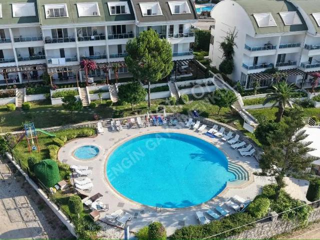 Side'de Satılık 2+1 Dubleks Daire, Site İçinde, Havuzlu