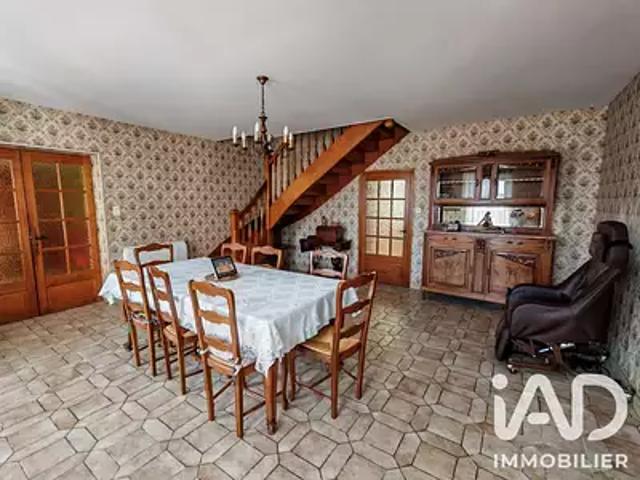 Sidiailles 18270 Achat / Vente maison 7 pièces t7 parking