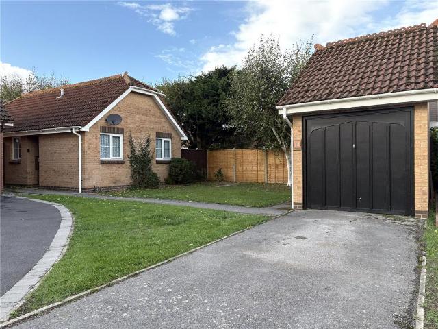 Sidmouth Close, Burnham on Sea. 2 bed bungalow to rent £1,100 pcm £254 pw
