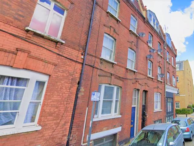 Sidney Street, Whitechapel E1, 5 bed maisonette to rent, £3,300 pcm | PrimeLocation