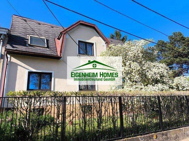 Sie suchen das Besondere dieses charmante Haus mit großem Garten und Indoor Pool wird Sie begeistern