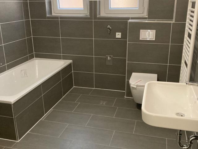 Sie träumen von einer modernisierten Altbauwohnung. hier sind Sie richtig