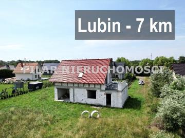 Dom z 4 sypialniami na 12 arowej działce, garaż, taras