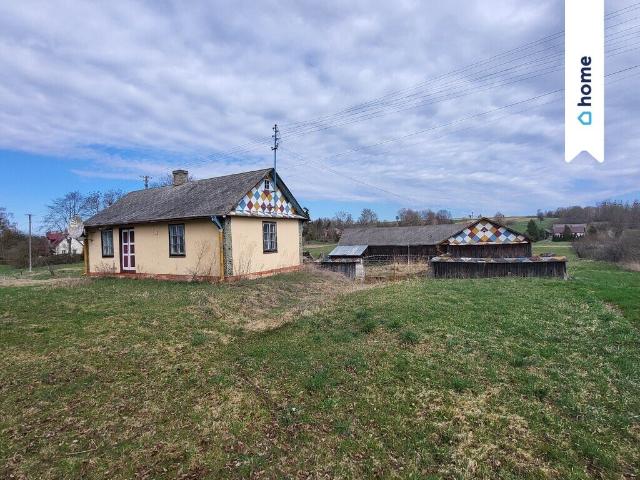 Siedlisko 60 m² z budynkami potencjał nad zalewem
