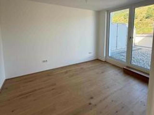 SIEDLUNG ERLAHOF 49 Top 11 Preislich neu positioniert