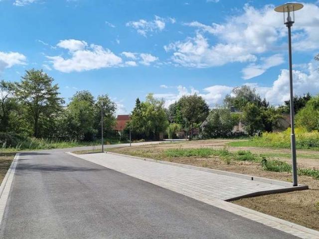 Siedlungs Grund. im Preis enthalten / 5 Zimmer als Vorschlag gern realisieren wir auch Ihr Raumkonz