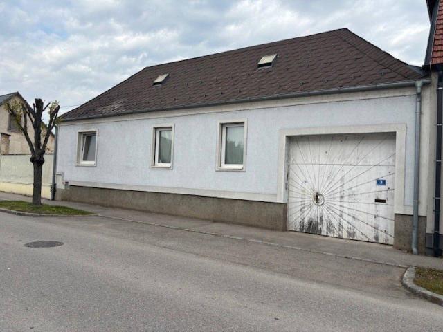 Siegendorf Verwirklichen Sie Ihren Wohntraum – Haus mit Potenzial, Garten & Nebengebäude