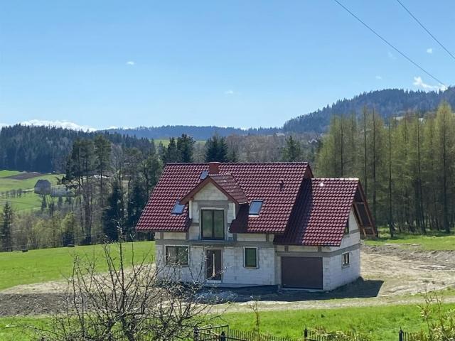 Przestronny dom z garażem na dużej działce 3115 m2