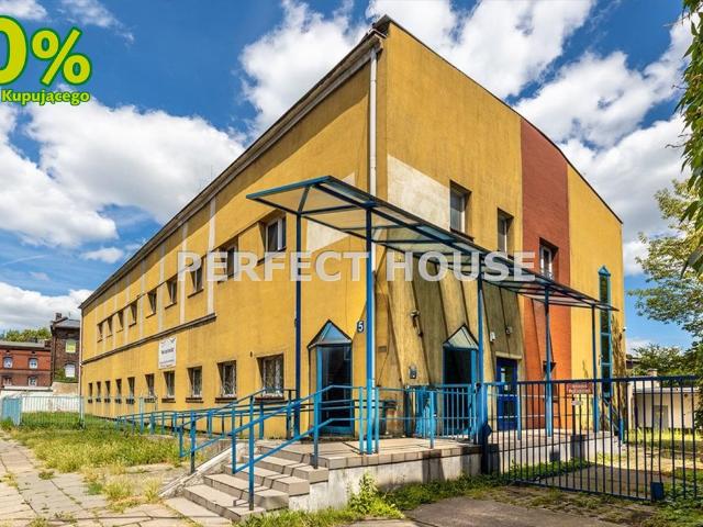 Atrakcyjny obiekt biurowy 1642 m² z parkingiem