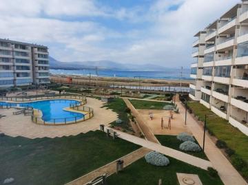 Siente la brisa marina: Dpto. frente a la playa Los Molles