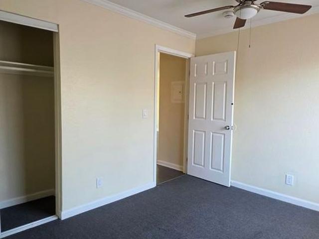 Sierra Crossing Apartments 2 Bedroom Apartment for Rent at 18181 Valley Blvd, Bloomington, CA 92316