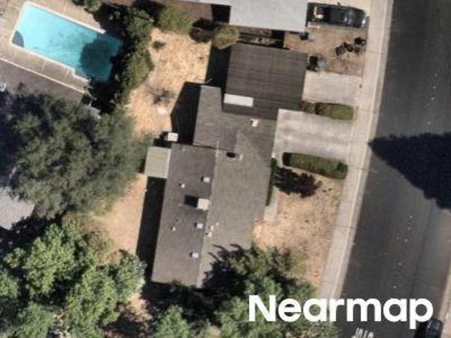 Sierra Gardens Dr
