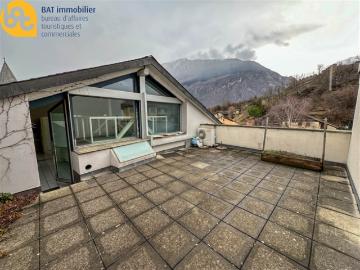 Sierre – Loftbüro auf dem Dachboden mit großer Terrasse – Gobet