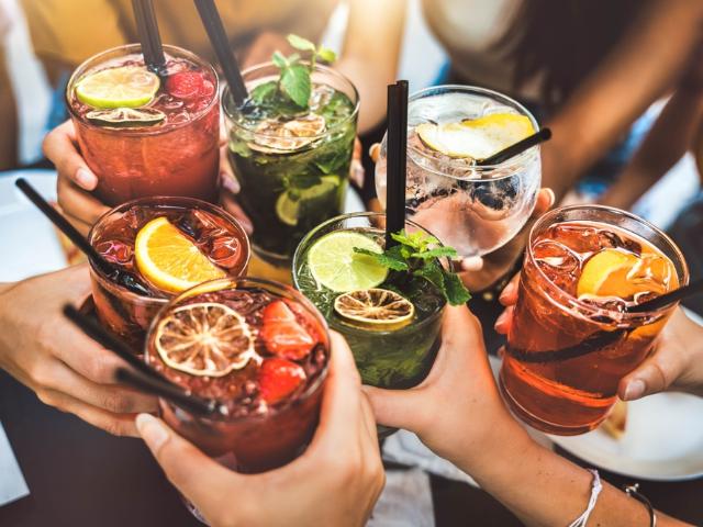 SIERRE: RENOMMIERTES CAFÉ & BAR ZUM VERKAUF