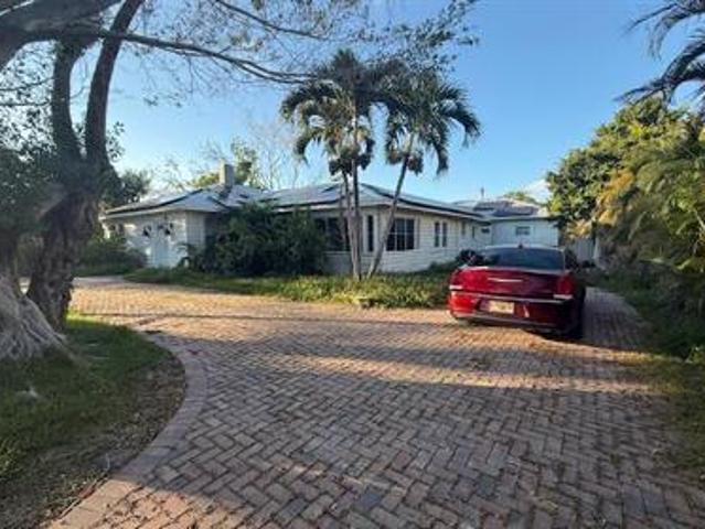 Siesta Dr